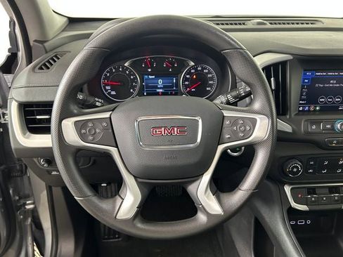 Used 2024 GMC Terrain SLE w/ Elevation Edition FWD image 15