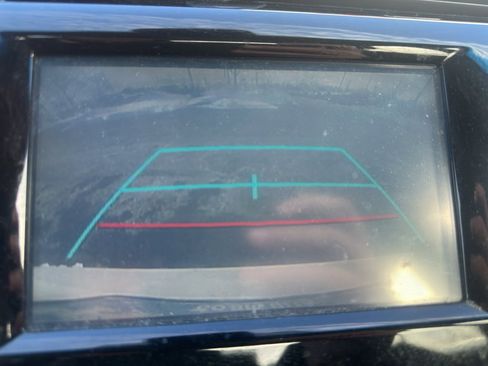 Certified 2019 Toyota Camry LE image 10