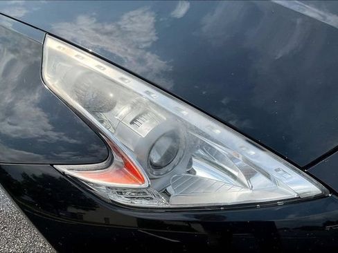 Used 2012 Nissan 370Z Coupe RWD image 27