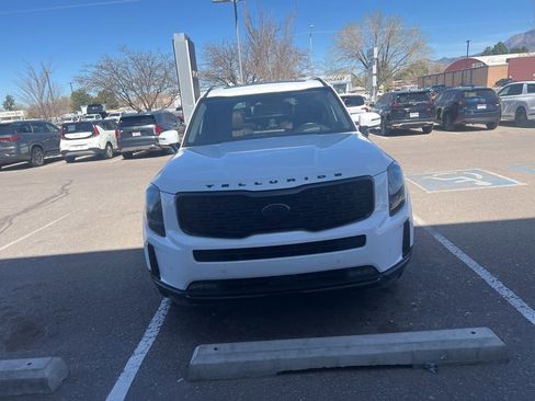 Used 2021 Kia Telluride SX w/ SX Prestige Package image 5
