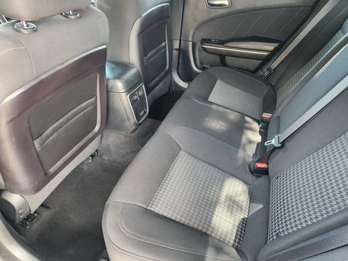 Used 2019 Dodge Charger Scat Pack RWD image 39
