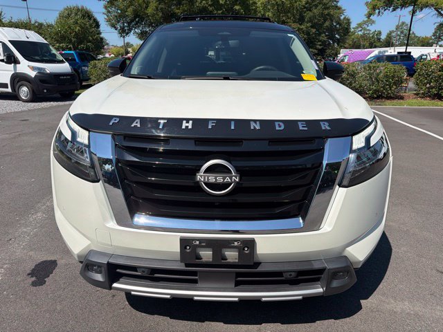 Used 2023 Nissan Pathfinder SL w/ SL Premium Package AWD/4WD image 9
