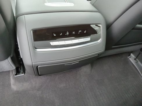 Used 2026 Cadillac Escalade Platinum Sport w/ LPO, ONYX Package image 26