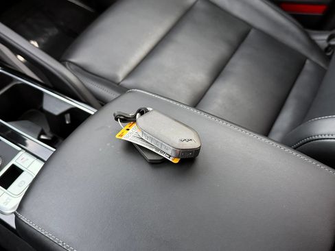 Used 2025 Kia Telluride S FWD image 43