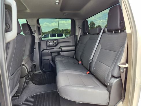 Used 2026 Chevrolet Silverado 1500 Custom w/ LPO, Dark Essentials Package AWD/4WD image 12