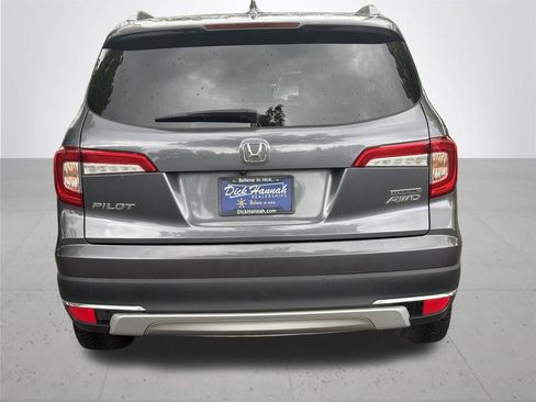 Used 2020 Honda Pilot Touring image 6