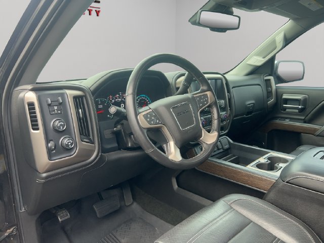Used 2017 GMC Sierra 1500 Denali w/ Denali Ultimate Package AWD/4WD image 28