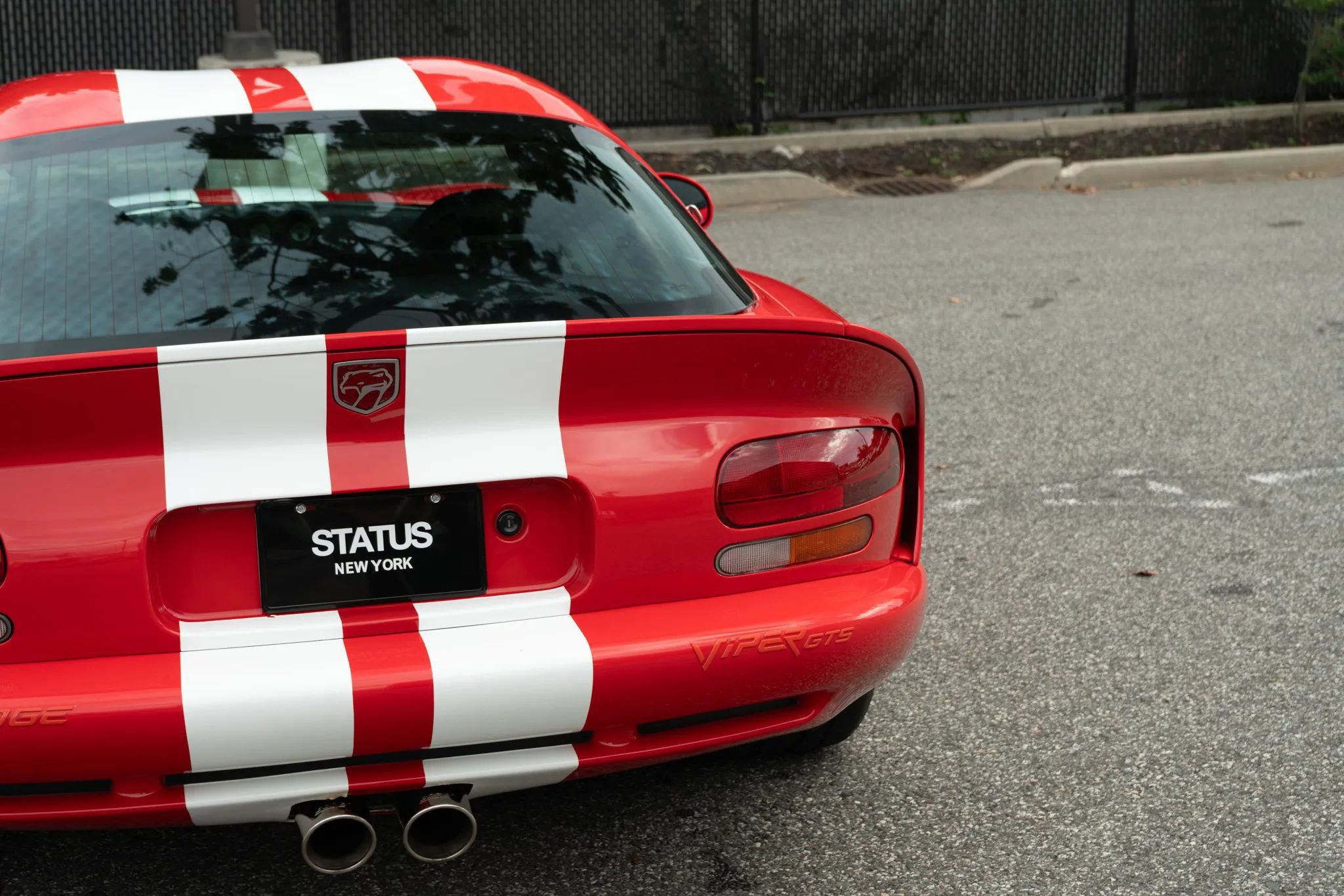 Used 1997 Dodge Viper GTS RWD image 16