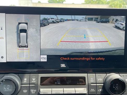 Used 2024 Toyota Grand Highlander Limited image 24