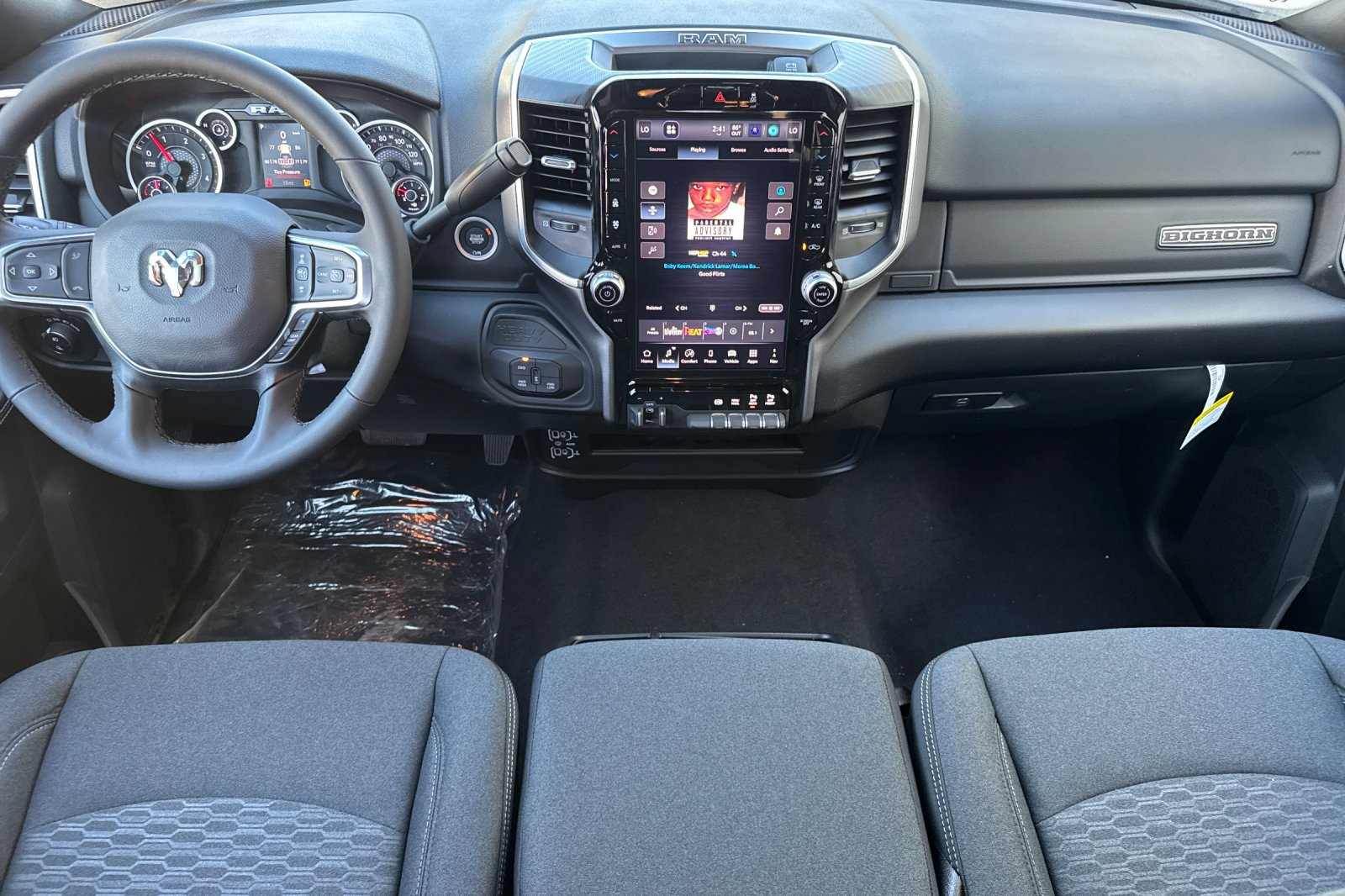New 2027 RAM 3500 Big Horn AWD/4WD image 9