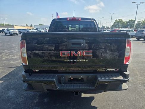 Used 2022 GMC Canyon AT4 w/ Trailering Package AWD/4WD image 4