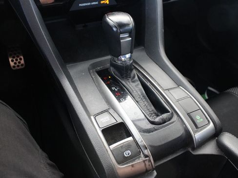 Used 2020 Honda Civic Sport image 16