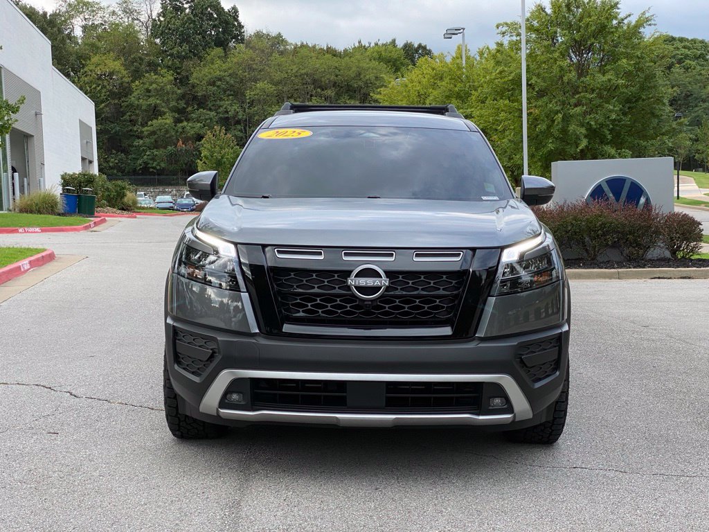 Used 2025 Nissan Pathfinder Rock Creek AWD/4WD image 2