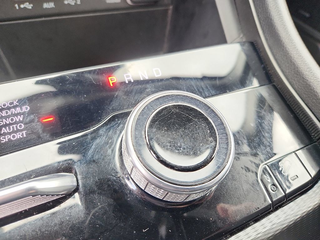 Used 2023 Jeep Grand Cherokee 4WD 4xe image 15
