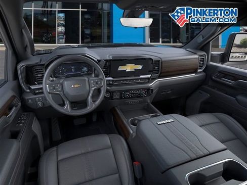 New 2026 Chevrolet Silverado 3500 High Country w/ Technology Package image 15