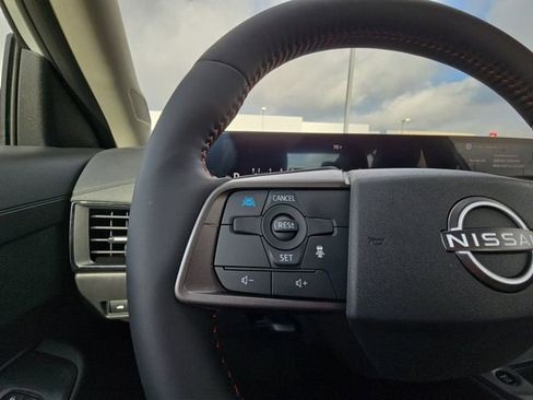 New 2026 Nissan Sentra SR FWD image 11
