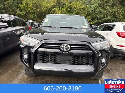 Used 2021 Toyota 4Runner SR5 Premium AWD/4WD image 3