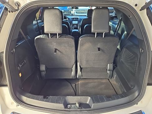 Used 2018 Ford Explorer Limited w/ Equipment Group 301A image 51