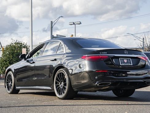 Certified 2022 Mercedes-Benz S 580 4MATIC Sedan image 5