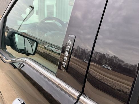 Used 2021 Ford F150 Lariat w/ Equipment Group 502A High image 7