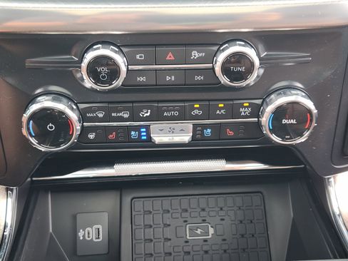 New 2026 Ford F150 King Ranch w/ FX4 Off-Road Package AWD/4WD image 19