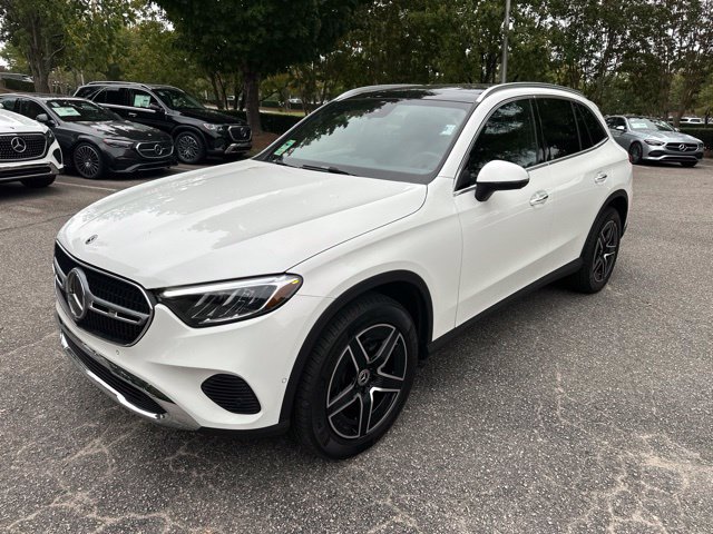 Certified 2026 Mercedes-Benz GLC 300 image 1