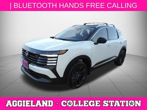 Certified 2025 Nissan Kicks SR w/ Illumination Package AWD/4WD image 8