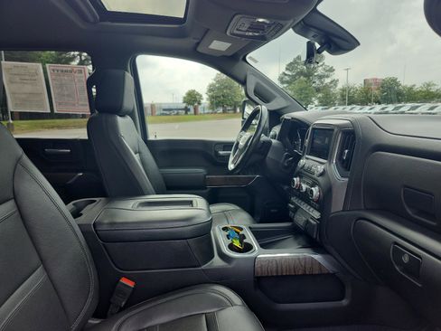 Used 2022 GMC Sierra 2500 Denali w/ Denali Ultimate Package AWD/4WD image 10