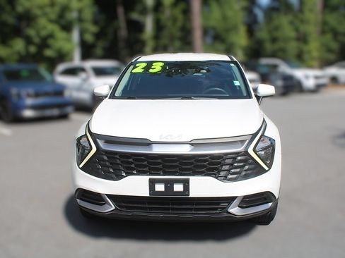 Used 2023 Kia Sportage LX AWD/4WD image 16