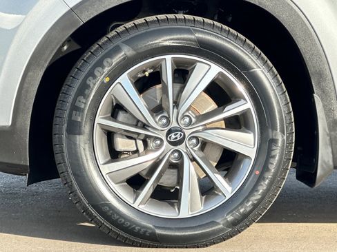 Used 2020 Hyundai Santa Fe SEL w/ Convenience + Premium Package image 37