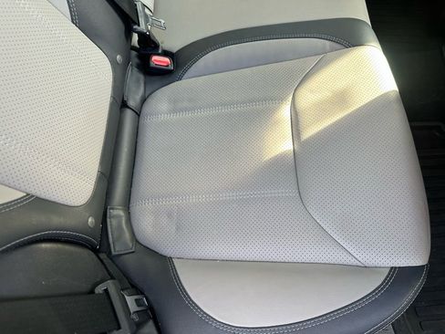 Used 2019 Subaru Forester Limited w/ Popular Package #3 image 18