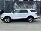 Used 2016 Ford Explorer XLT w/ Equipment Group 202A image 6