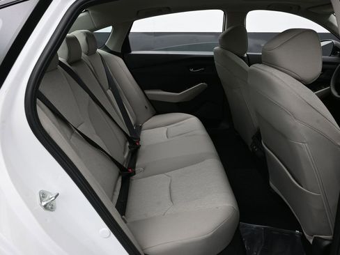 New 2025 Honda Accord SE image 37