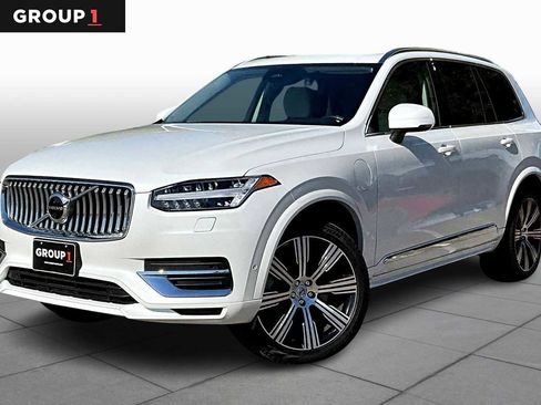 Used 2023 Volvo XC90 T8 Plus w/ Protection Package Premier image 1