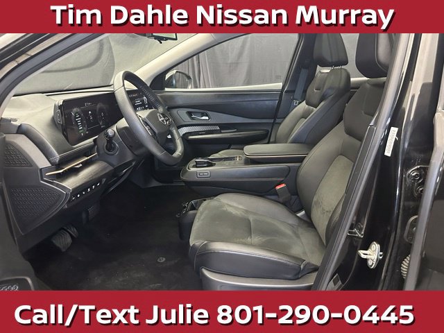 Used 2023 Nissan Ariya AWD image 21