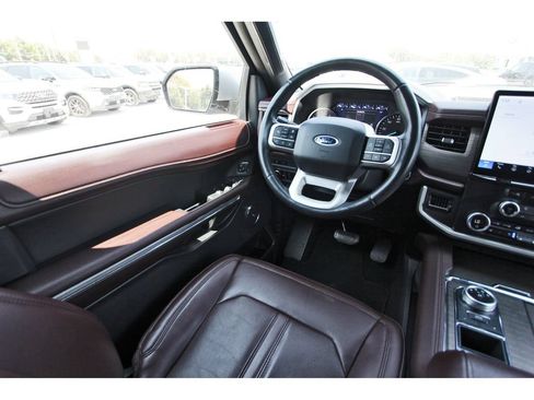 Certified 2024 Ford Expedition Max Limited RWD image 12