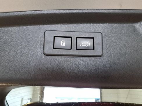 Used 2020 Subaru Outback Limited AWD/4WD image 25