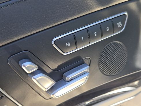 Used 2016 Mercedes-Benz SL 550 image 39