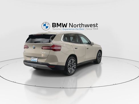 New 2026 BMW X3 xDrive30i w/ Convenience Package AWD/4WD image 3