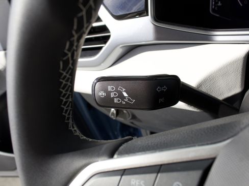 New 2026 Volkswagen Taos SEL AWD/4WD image 19