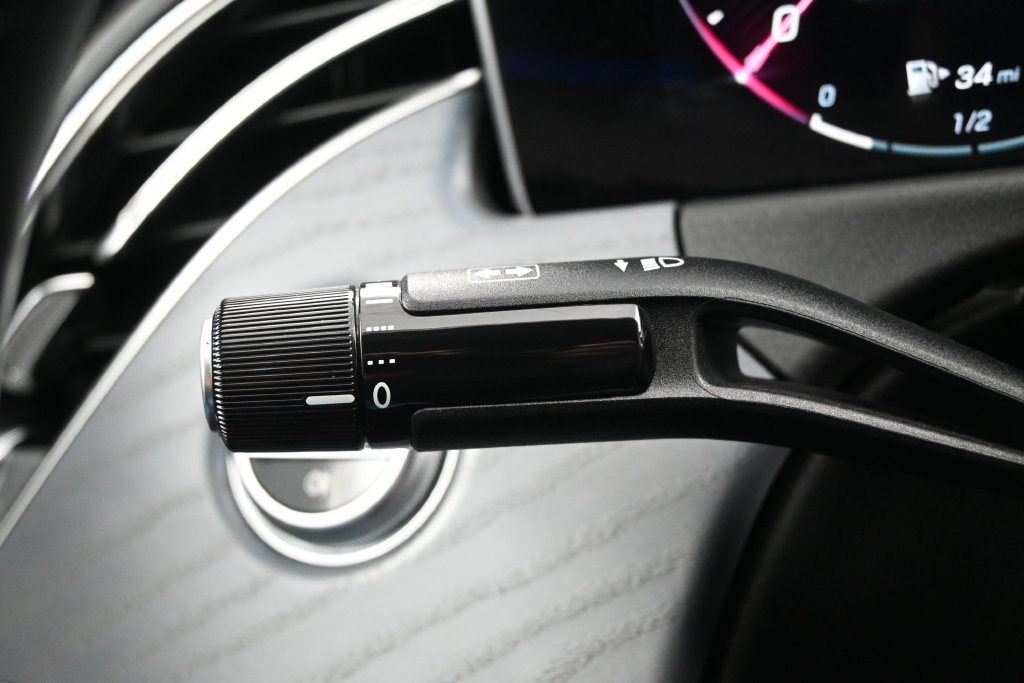 Used 2025 Mercedes-Benz E 53 AMG e 4MATIC Sedan image 15