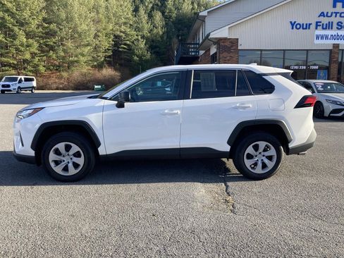 Used 2024 Toyota RAV4 LE image 8