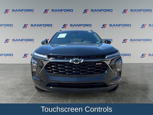 Used 2024 Chevrolet Trax RS w/ Driver Confidence Package FWD image 10