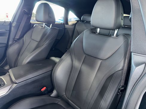 Certified 2025 BMW M440i image 33