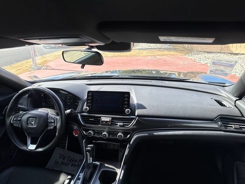 Used 2022 Honda Accord Sport image 25