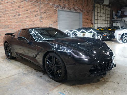 Used 2018 Chevrolet Corvette Stingray Coupe w/ Battery Protection Package image 3