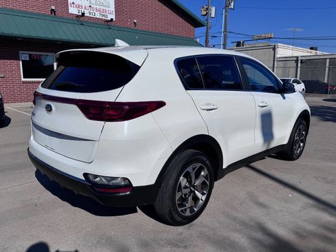 Used 2020 Kia Sportage LX image 10