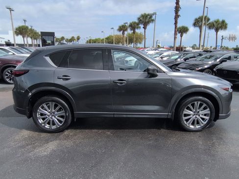 Used 2023 MAZDA CX-5 Signature image 3