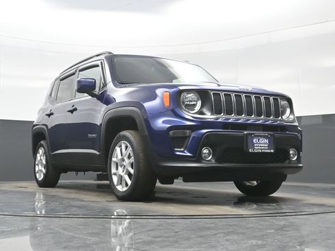 Used 2019 Jeep Renegade Latitude w/ Cold Weather Group image 33