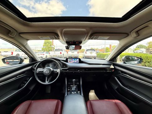 Used 2024 MAZDA MAZDA3 s image 35